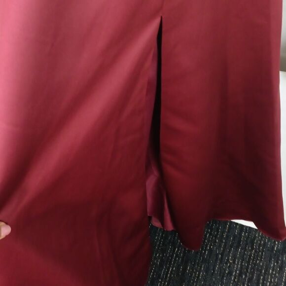 Blondie Nites Elegent cherry Red Satin/embrodery V Neck Evening Gown sz 15 Fairy - Picture 9 of 17